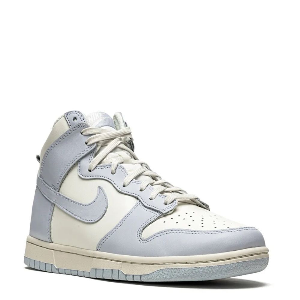 Nike Dunk High 'Football Grey' High-Top Sneakers in White and Gray